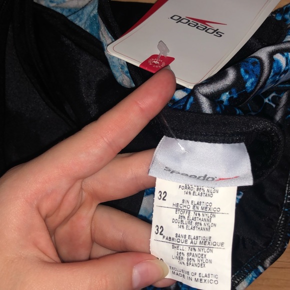 Speedo Cute Open Back Racing Swimsuit 💙 - Picture 3 of 5